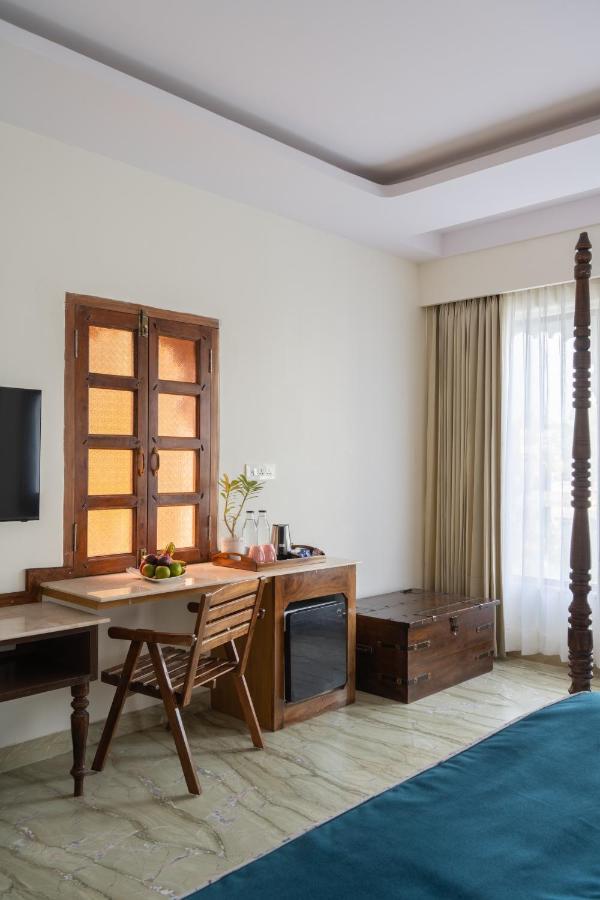 The Experience Resort-Lake Facing Udaipur Exterior photo