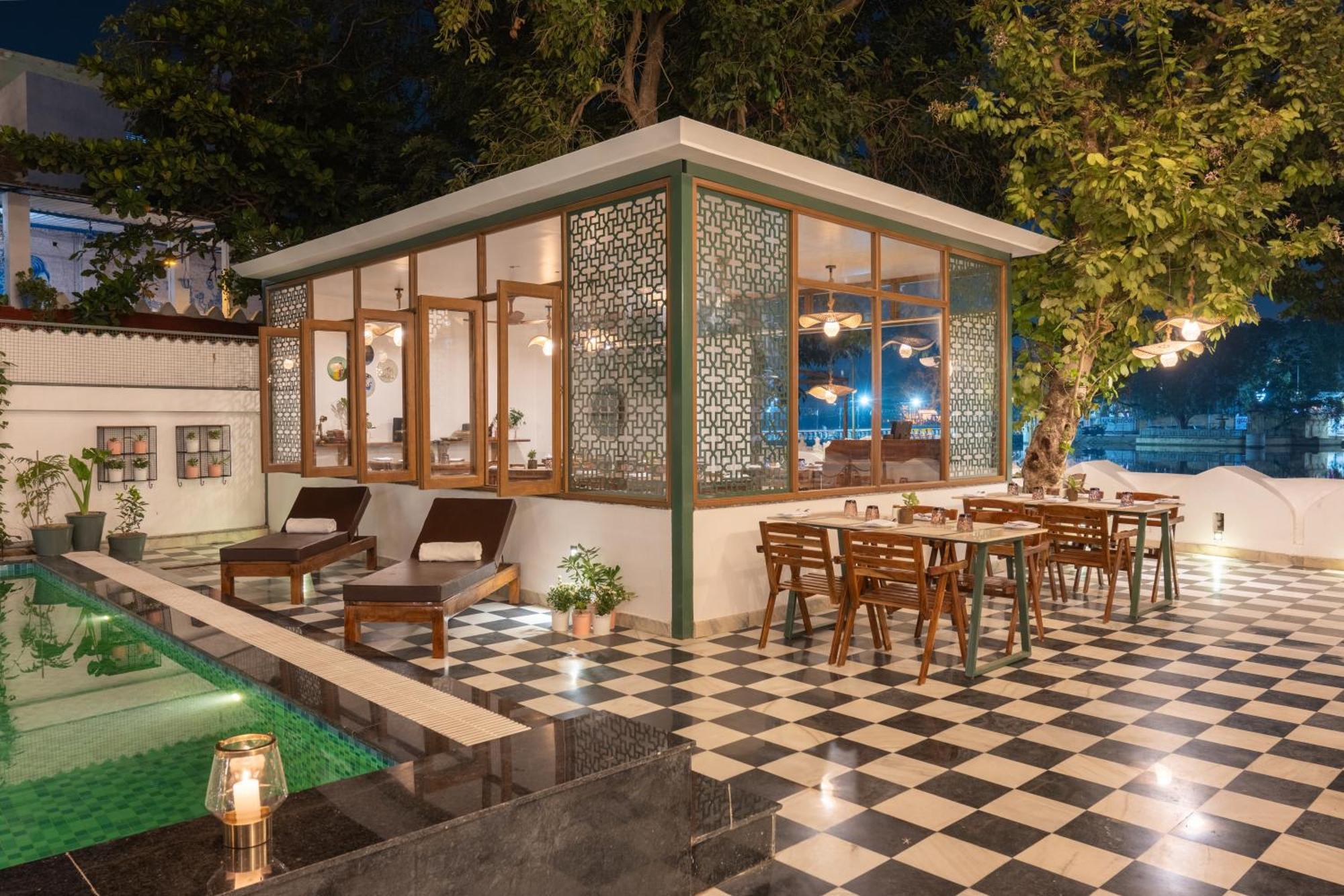 The Experience Resort-Lake Facing Udaipur Exterior photo